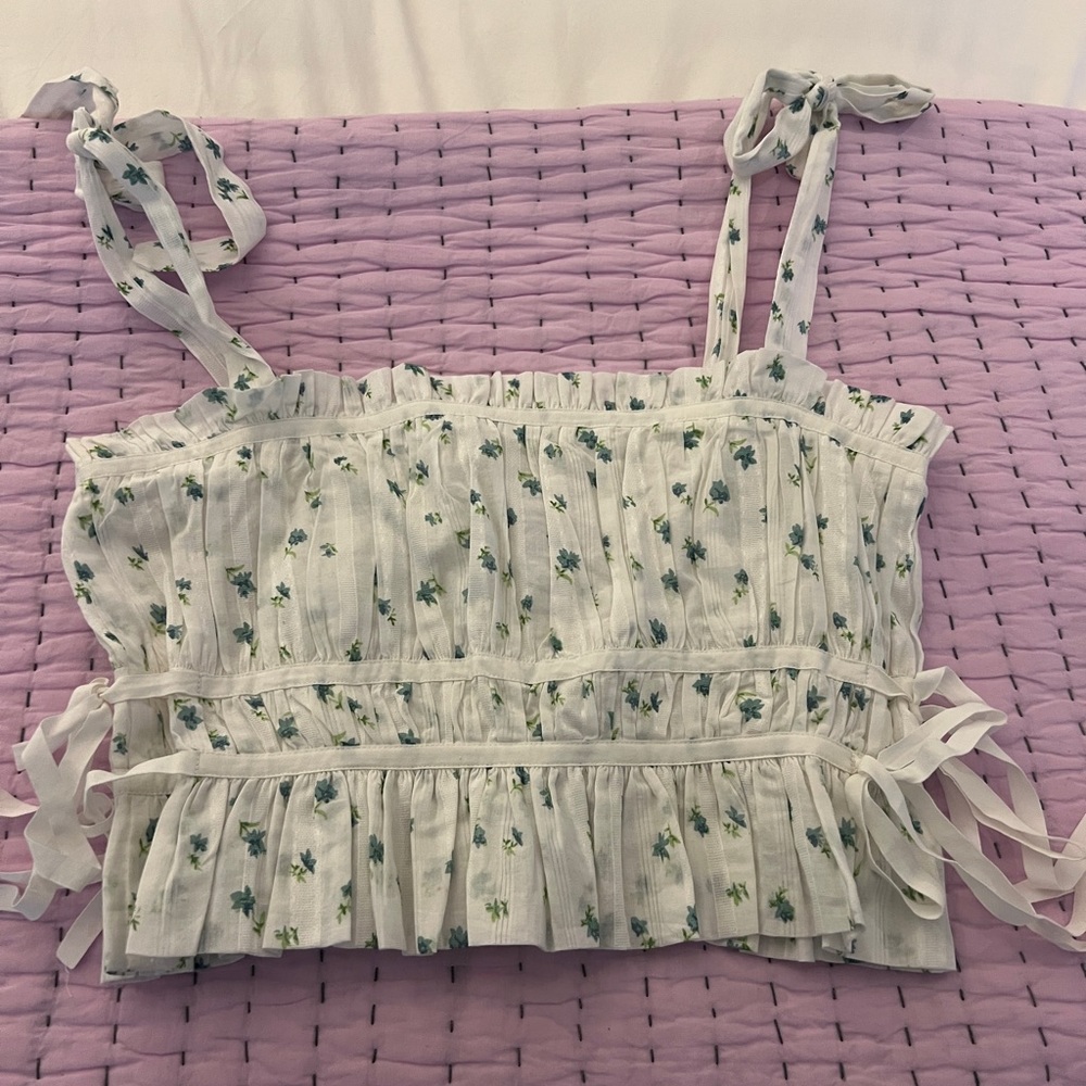 Playa Lucila Pleated Floral Top - White Floral - Size Small